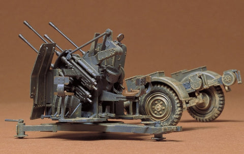 Tamiya 1:35 German 20mm Flakvierling 38 MITSd.Ah.52