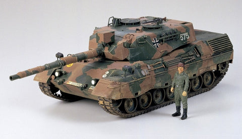 Tamiya 1:35 West German Tank Leopard A4