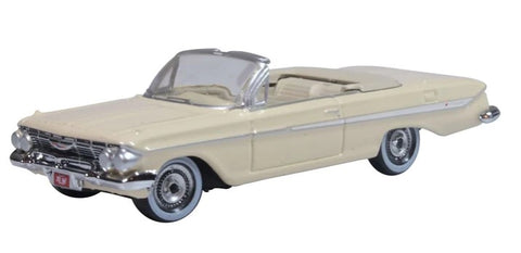 Oxford 1961 Chevrolet Impala - Almond Beige / White